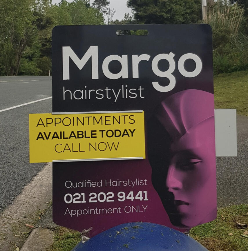 Footpath signage Snells Beach